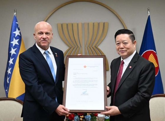 Ambasador BiH Armin Limo predao akreditivno pismo glavnom tajniku ASEAN-a