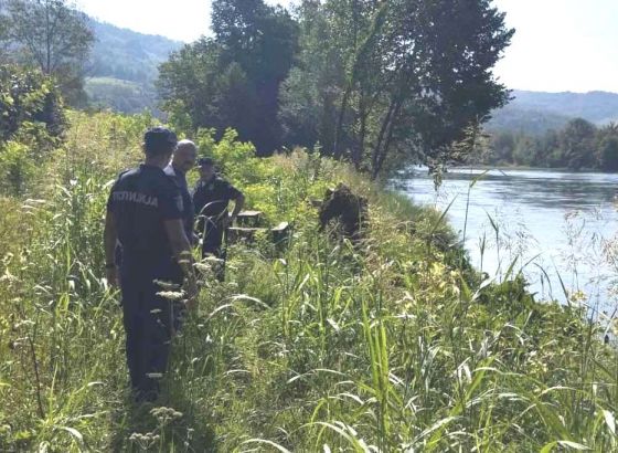 Dačić: Pronađeno osam tijela nakon prevrtanja čamca s migrantima na Drini, jedno od njih u BiH