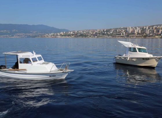 Hrvatska: Troje ozlijeđenih u požaru glisera u sportskoj lučici u Medulinu