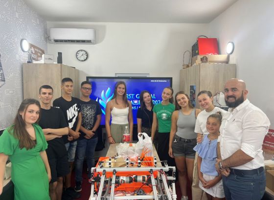 Lana Pudar posjetila CERIT: "Ona je inspiracija za naš robotički tim na putu ka Olimpijadi"