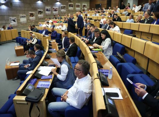 Završena sjednica Predstavničkog doma, usvojeni Strategija poljoprivrede i Zakon o upravljanju otpadom