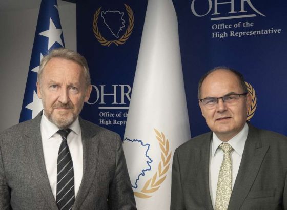 Schmidt se sastao sa Izetbegovićem, razmijenili stavove o aktuelnim političkim dešavanjima