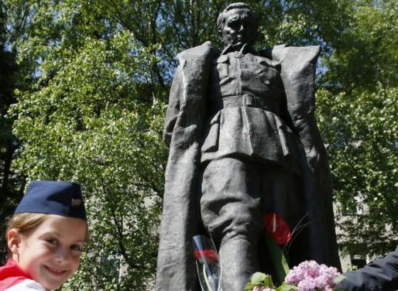 Gradonačelnik Beograda traži izmještanje Titova groba; Vulin ističe Beograd su oslobodili partizani
