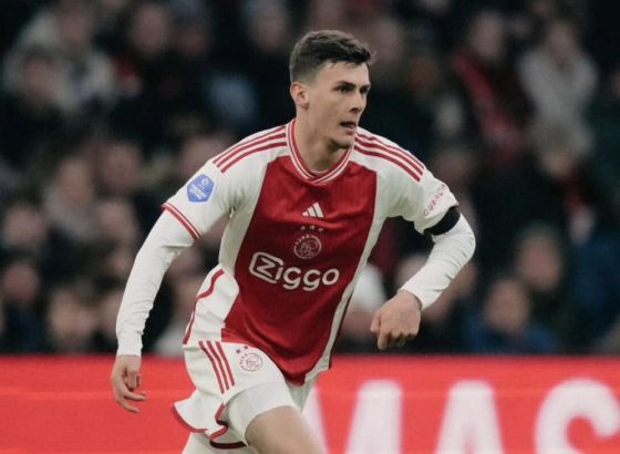 Benjamin Tahirović vraćen u prvi tim Ajaxa