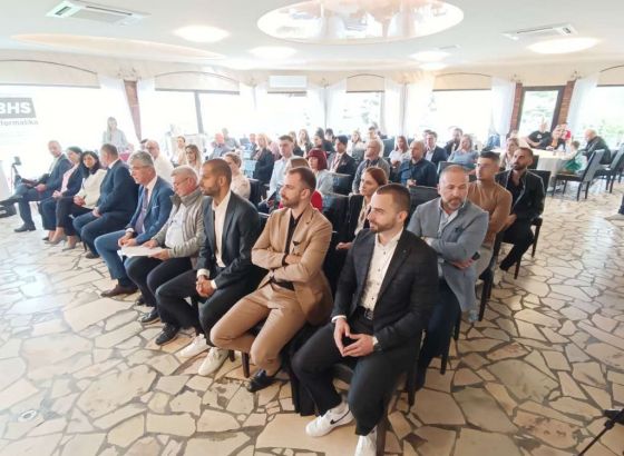 U Brčkom održano takmičenje u brzom predstavljanju poslovnih ideja