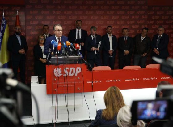 Nikšić: Niz je netačnih i paušalnih ocjena o finansijskom stanju Federacije BiH