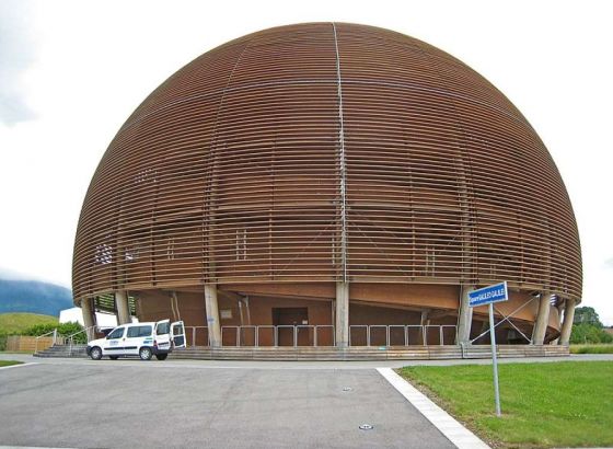 CERN prekida saradnju s naučnicima povezanim s ruskim institucijama