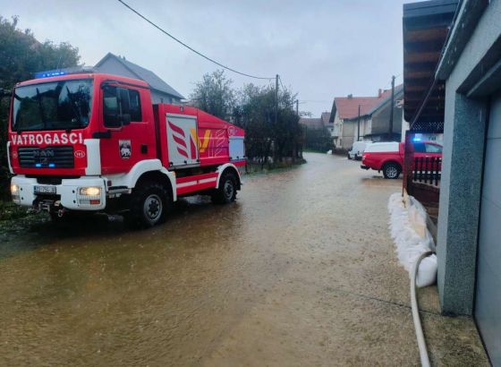 Hrvatska: Zbog obilnih kiša vatrogasci imali povećan broj intervencija