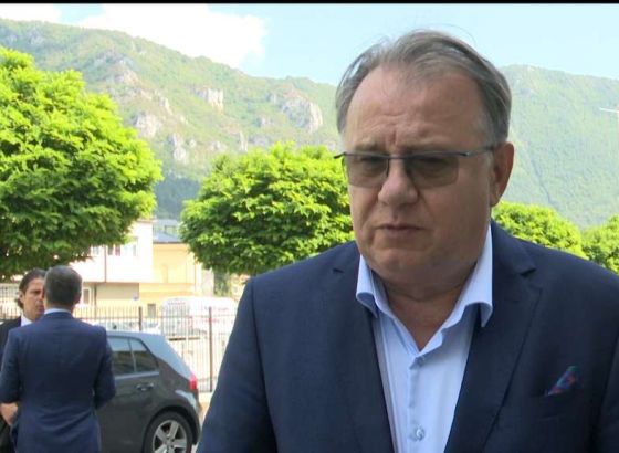 Premijer Nikšić i članovi Vlade FBiH na terenu