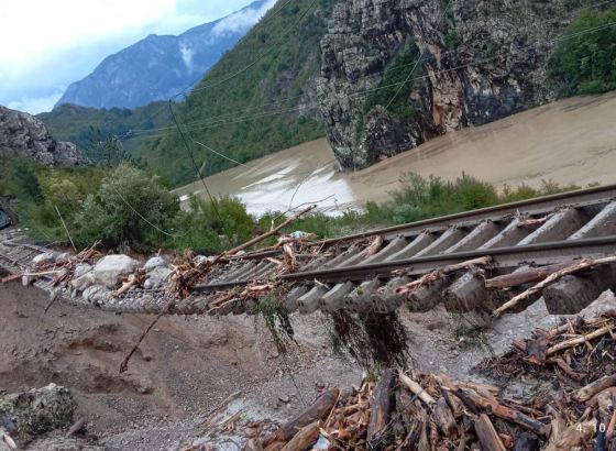 Iz Željeznica FBiH za START: Pruga ostala visiti u zraku, kompletan pejzaž izmjenjen i nedostaje zamljište ... Šta i kako dalje