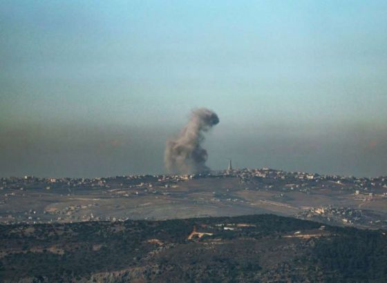 Izraelska vojska intenzivirala kopnenu ofanzivu na južni Liban