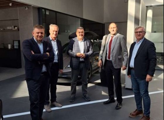 Udruženje poslodavaca FBiH u posjeti novootvorenom Porsche Sarajevo centru