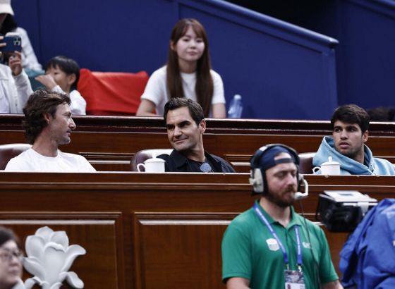 Đoković: Hvala Rodžeru, Karlosu i Huanu, ali Janik je predobar danas; Siner: Novak daje jako malo i morate vjerovati