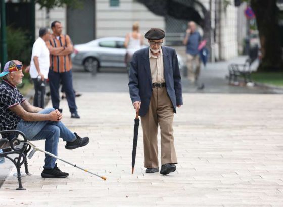 Stručnjaci zabrinuti: Prosječna starost crnogorskog stanovništva 39,7 godina