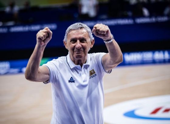 Svetislav Pešić ostaje selektor košarkaške reprezentacije Srbije