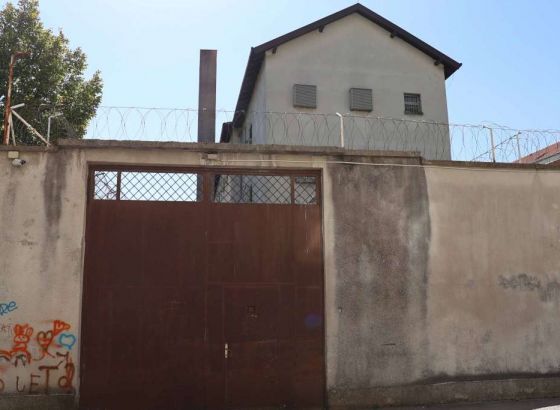 UBISTVO U MOSTARSKOM ZATVORU: Zatvorenik uboden nožem u vrat preminuo u bolnici
