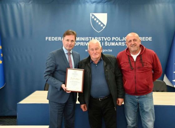 Ministar Hrnjić razgovarao s predstavnicima poljoprivrednih proizvođača Bićom i Avdibegovićem