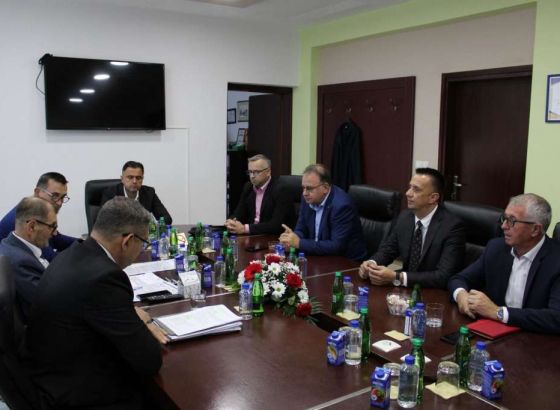 Nikšić i Lakić posjetili Binas: Kao Vlada smo pokazali da stojimo uz našu namjensku industriju
