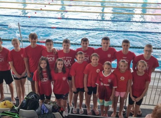Odličan nastup plivača Veleža u Trebinju: OSVOJENO 19 MEDALJA
