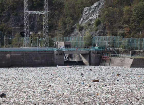Zastupnik Sanel Kajan: Uz brane hidroelektrana u slivu Neretve su tone otpada