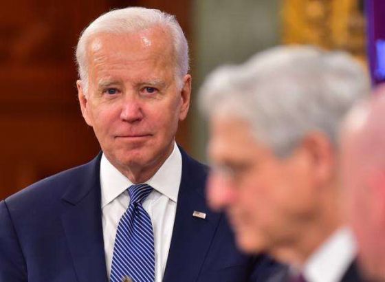 Biden održava bolno obraćanje naciji, obećava mirnu tranziciju