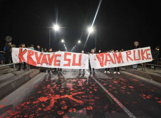 Ispred Vlade Srbije danas prosvjed opozicije zbog nesreće u Novom Sadu