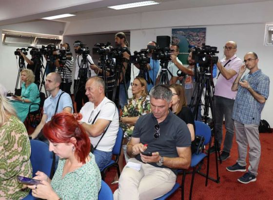 Crnogorski poslovni čovjek napao novinarku dnevnika Pobjeda - mediji
