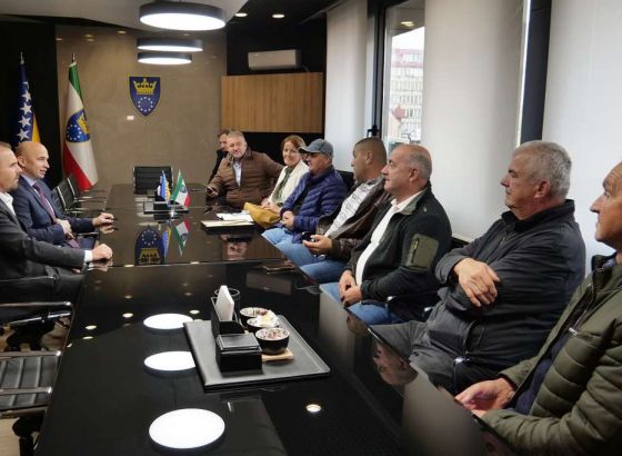 Pivić i Čajić sa predstavnicima Udruženja poljoprivrednika o planovima poticaja u 2025. godini