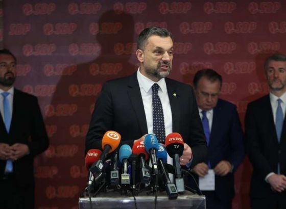 Trojka - Bećirović i Komšić hitno trebaju smijeniti Faruka Kapidžića i Zorana Mikulića