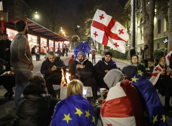 Sukobi policije i demonstranata u Tbilisiju nakon objave izbornih rezultata u Gruziji