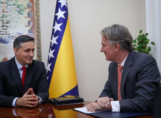 Bećirović: Jačat ćemo savezništvo BiH i Ujedinjenog Kraljevstva