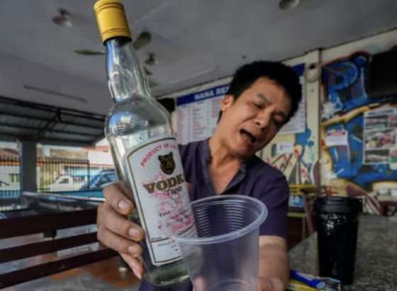 Četvero stranih turista preminulo u Laosu od trovanja alkoholom