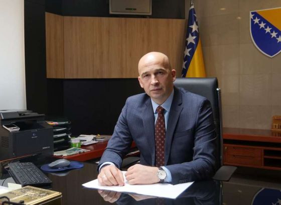 Pivić: Vladajuća koalicija svoju nesposobnost prebacuje na kantone, pozivam da preuzmu odgovornost
