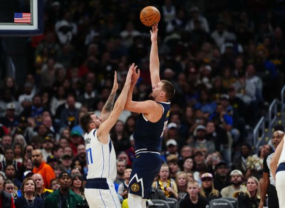 Jokić preskočio i Medžika, Dončić se izjednačio sa Čemberlenom