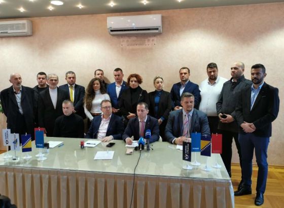 PoMAK, SDP, NiP i SBiH potpisali sporazum i formirali većinu u Gradskom vijeću Bihać