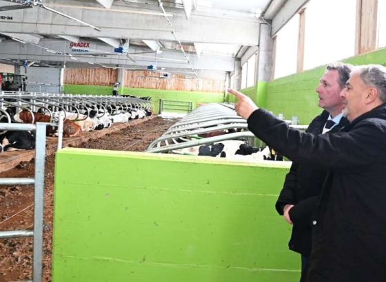 Hrnjić na otvorenju "DS & Farmer" farme u Bužimu: Dokaz da naše mjere daju rezultate