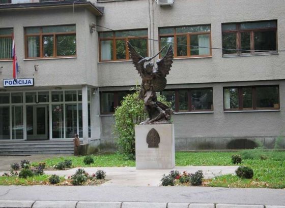 Prilikom prevrtanja traktora smrtno stradao 38-godišnjak