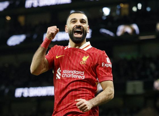 Liverpulov vatromet za Božić, Salah dabl-dabl mašina