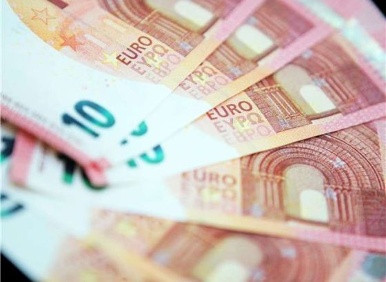 Hrvatska: Prihvaćen dodatak KU za državnu službu, osnovica jednaka i javnim službenicima
