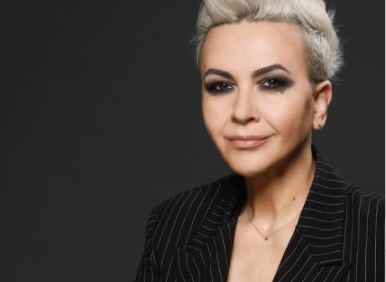 Amira Medunjanin: Poželjela bih svima da u 2025. godini ne bude sekiracije, da što više vremena provodite sa najmilijima