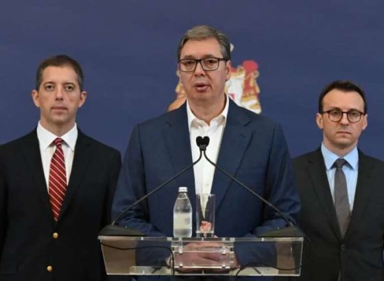 Vučić pozvao na referendum i rekao da će se povući ako ne dobije povjerenje