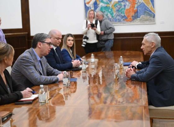 Vučić s Bocan-Harčenkom o pronalaženju rješenja za NIS