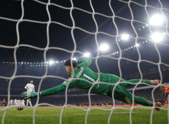 Turski golman obilježio vikend - dvoboj u Londonu pokazao da Onana ima konkurenciju