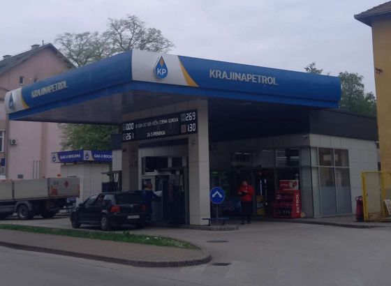 Na pumpama u Banjoj Luci gorivo postepeno poskupljuje, najjeftiniji dizel 2,42, a najskuplji 2,72 KM