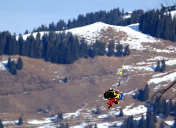 Težak pad Francuza, Pinturoa helikopterom prebacili u bolnicu