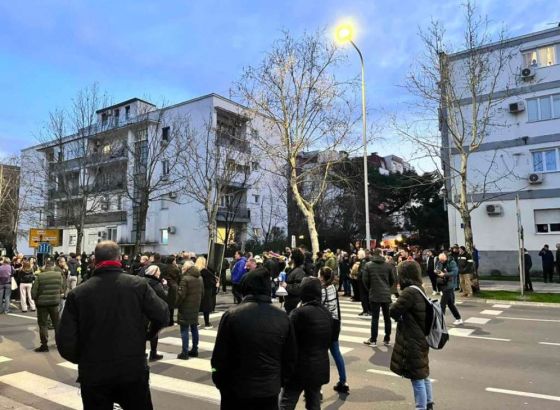 Crnogorski studenti blokirali prometnicu