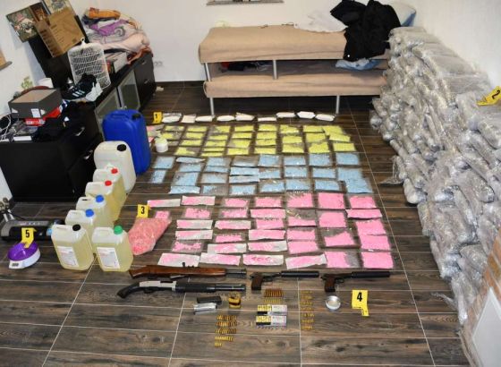 Akcija 'Taxi' - Zaplijenjeno više od 100 kilograma droge i oružje u Sarajevu, uhapšena jedna osoba