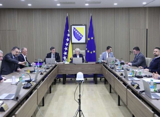 Vijeće ministara BiH: Smanjenje administrativnih taksi u postupku neizravnog oporezivanja