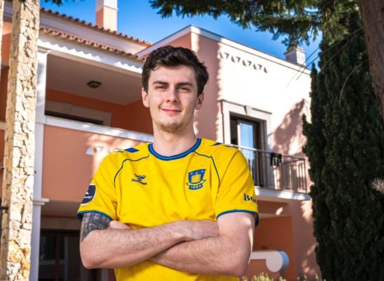 Benjamin Tahirović predstavljen u novom klubu
