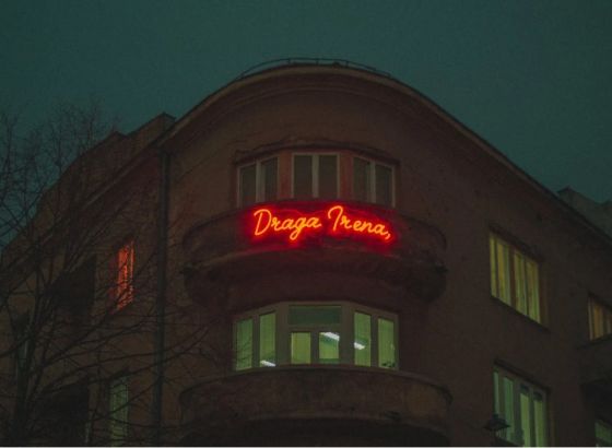 Neonski natpis Draga Irena i dalje privlači pažnju Sarajlija i turista